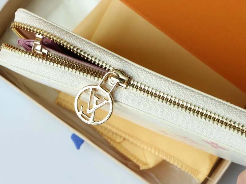 LV Wallets-955 - Image 8