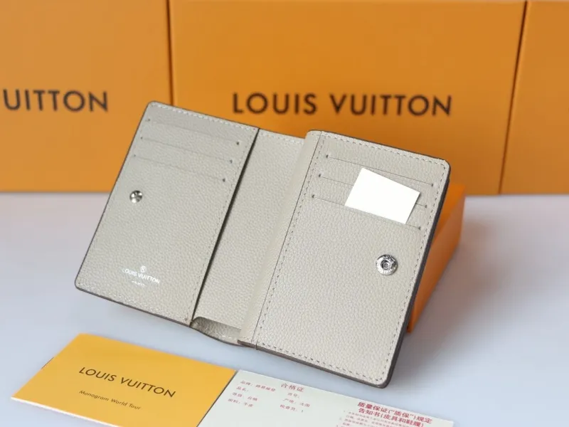 LV Wallets-964 - Image 3