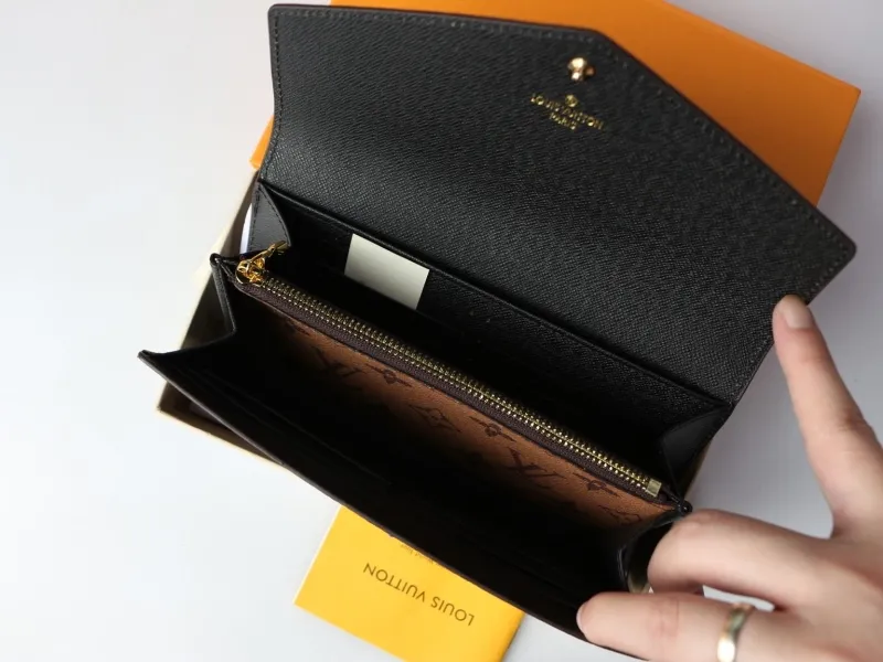 LV Wallets-969 - Image 6