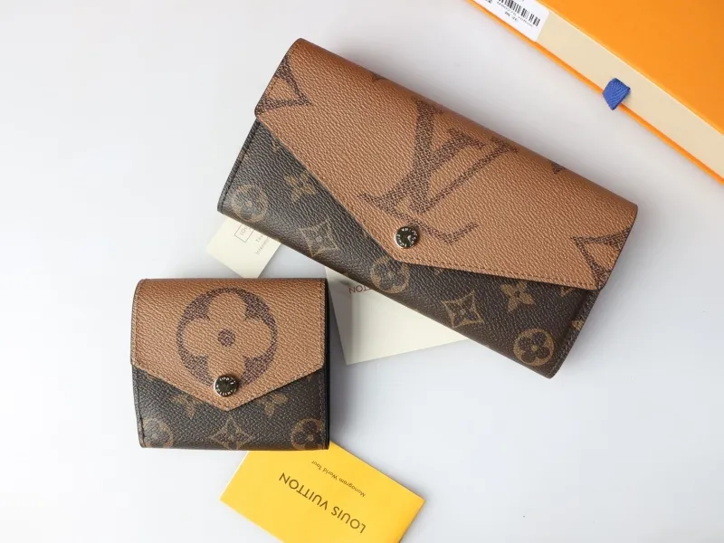 LV Wallets-969 - Image 9
