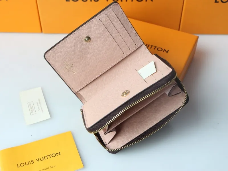 LV Wallets-970 - Image 5