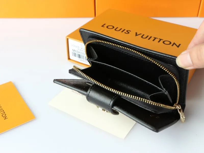LV Wallets-973 - Image 8