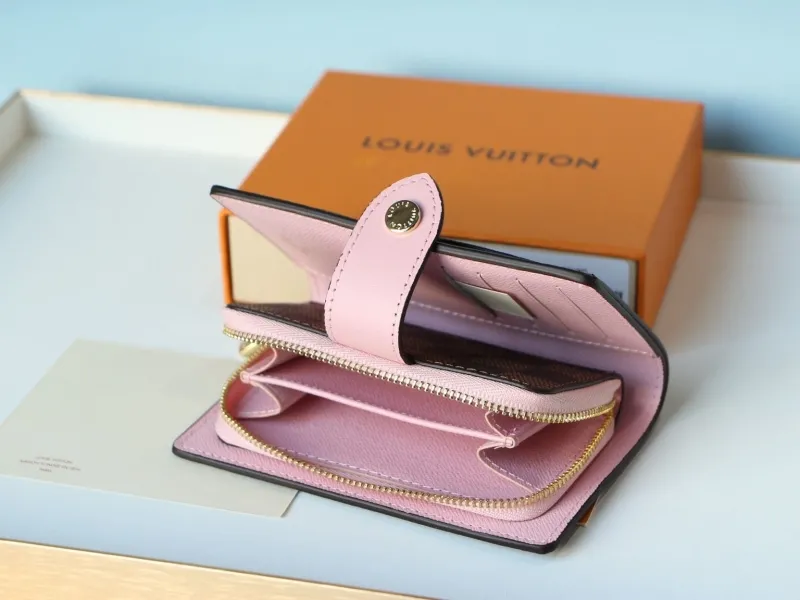 LV Wallets-975 - Image 5