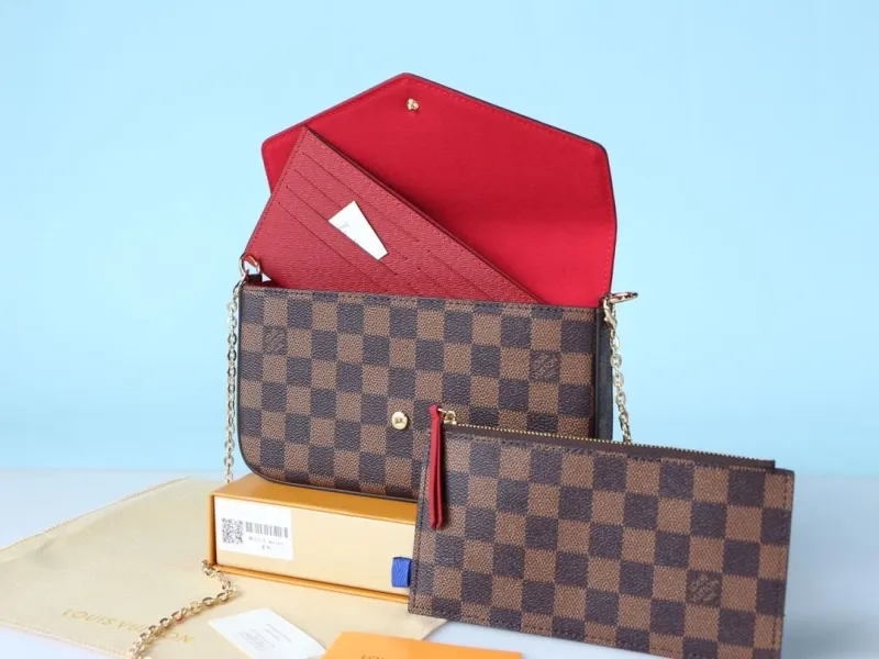 LV Wallets-978 - Image 5
