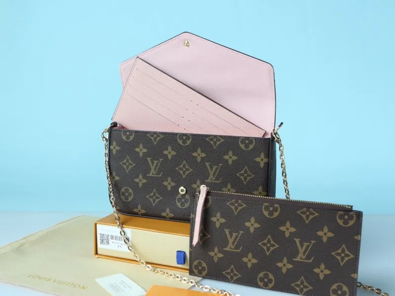 LV Wallets-980 - Image 3