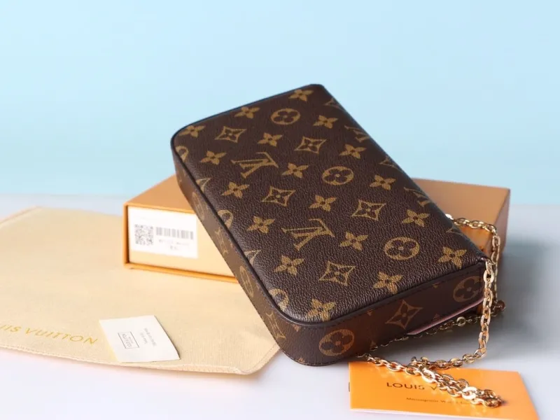 LV Wallets-980 - Image 5