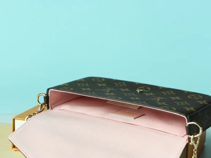 LV Wallets-980 - Image 7