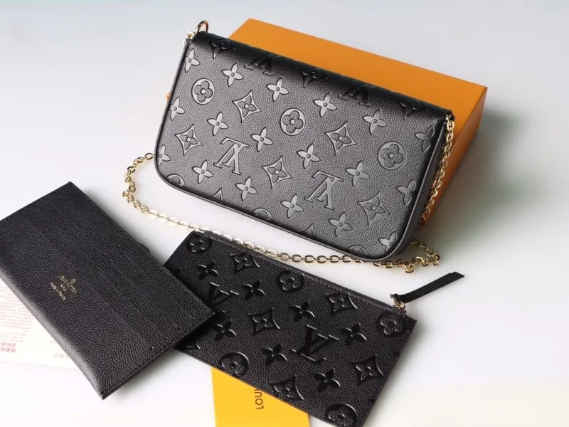 LV Wallets-987 - Image 5