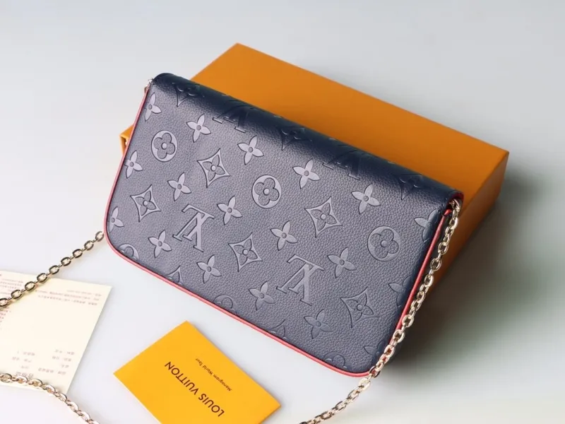 LV Wallets-988 - Image 5