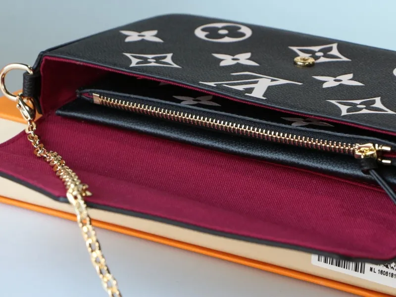 LV Wallets-995 - Image 9