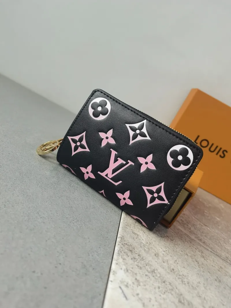 LV Wallets-996