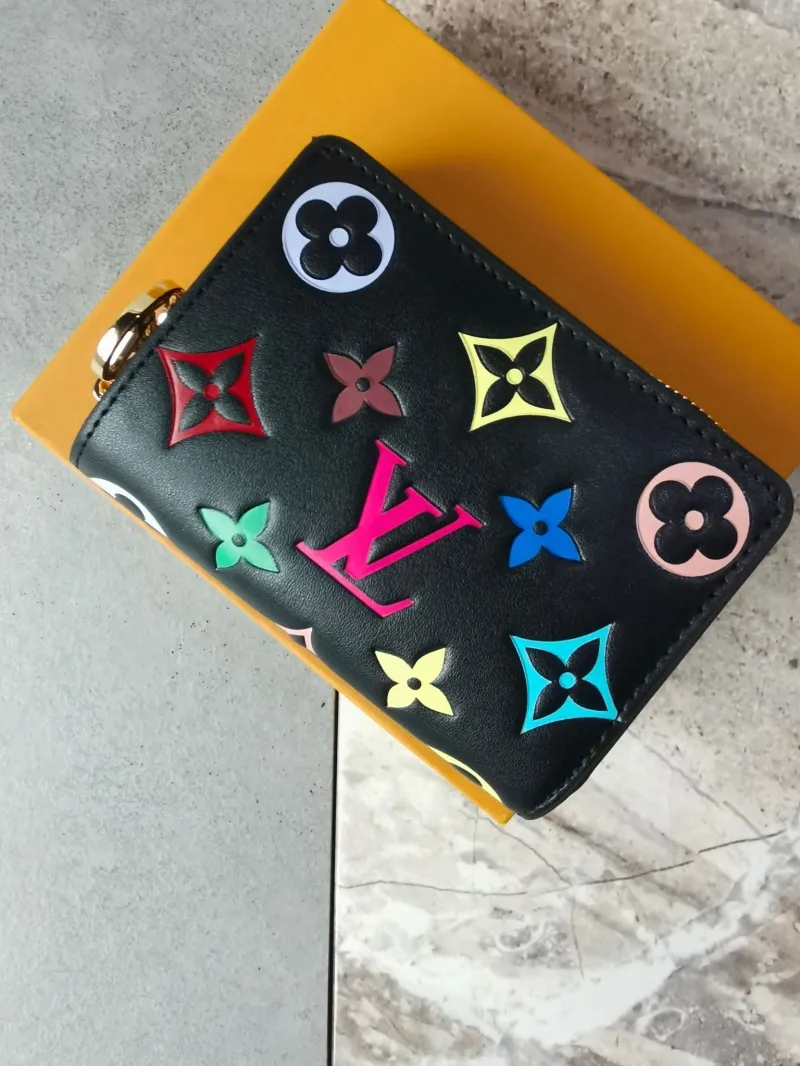 LV Wallets-997 - Image 4