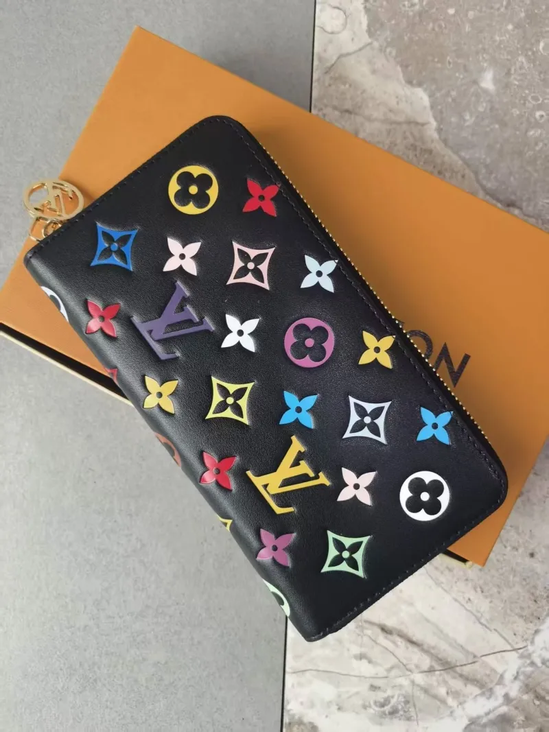 LV Wallets-998 - Image 4