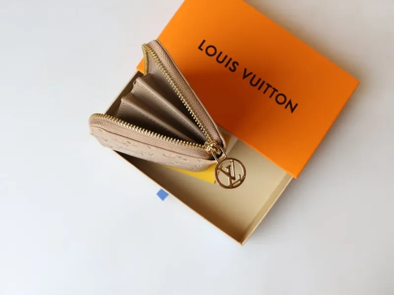 LV Wallets-1000 - Image 8