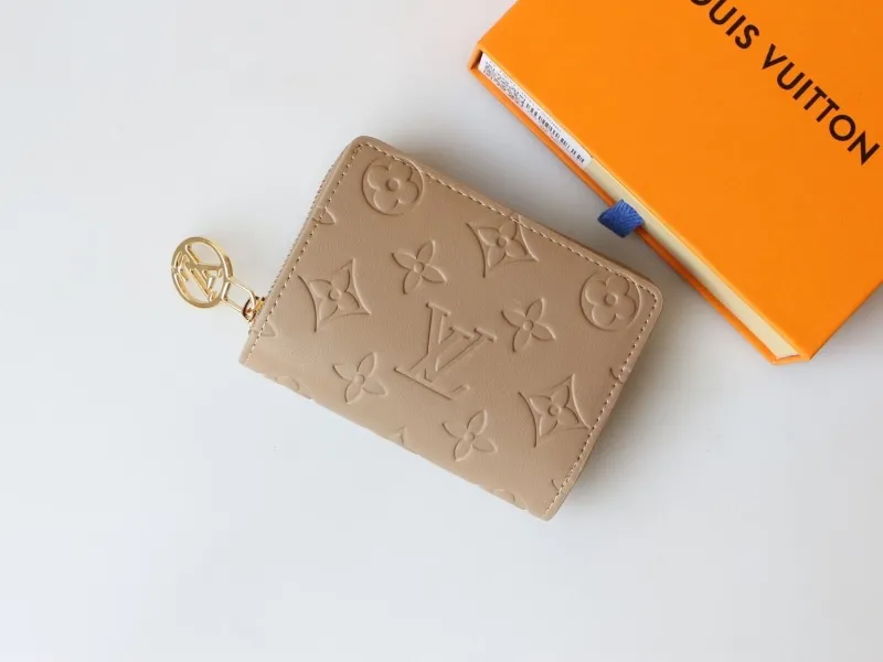 LV Wallets-1002 - Image 3