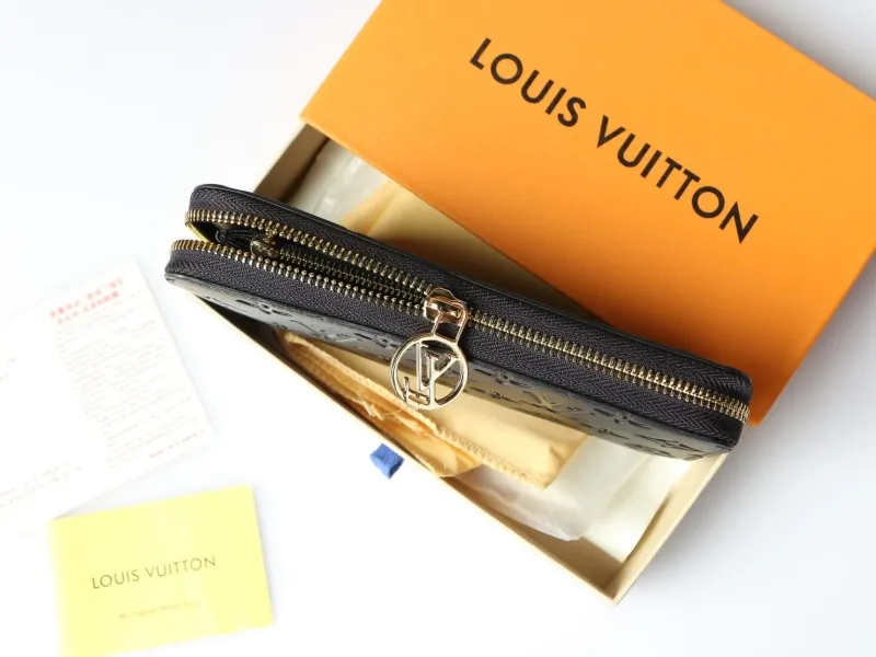 LV Wallets-1003 - Image 9