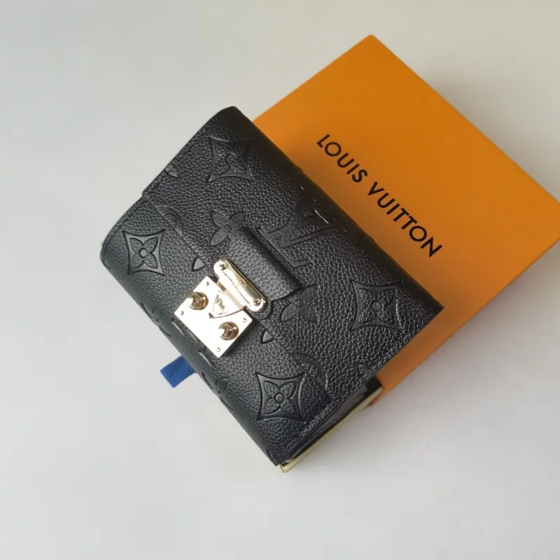 LV Wallets-1004 - Image 4