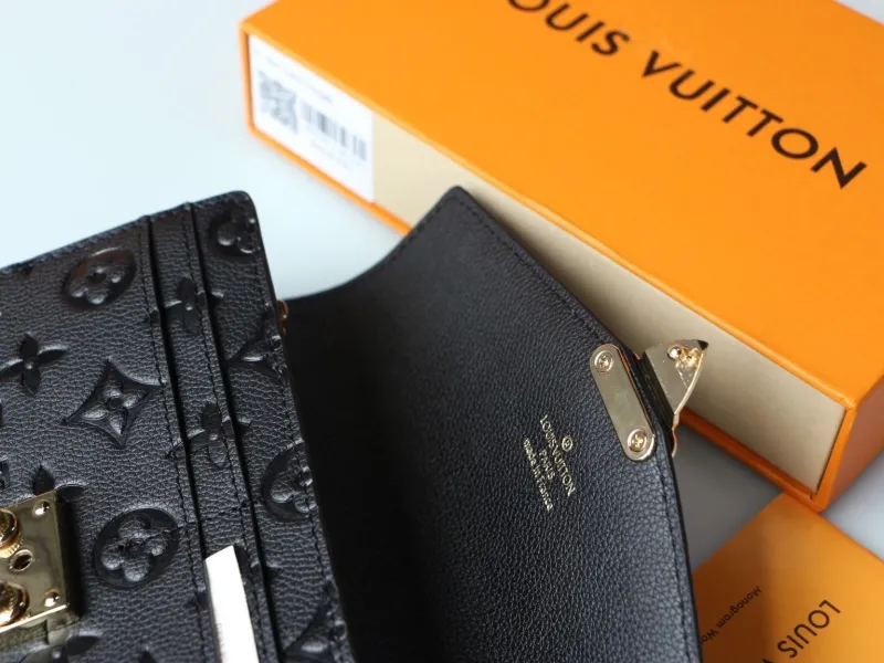LV Wallets-1005 - Image 7