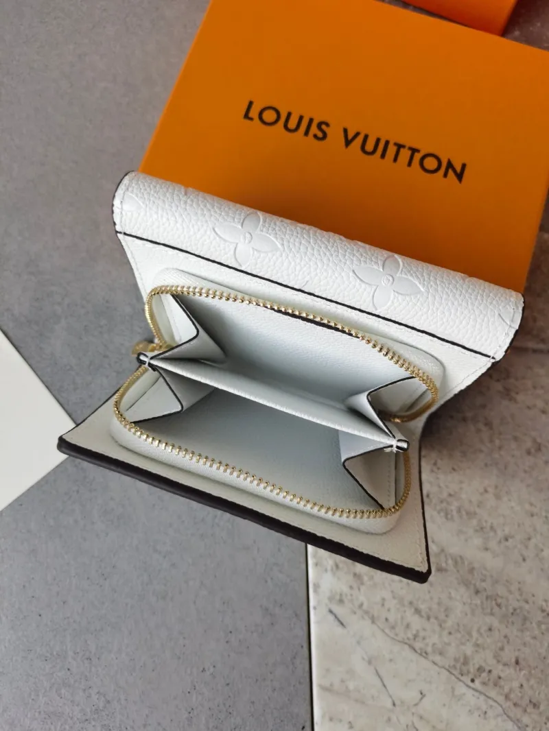 LV Wallets-1007 - Image 4
