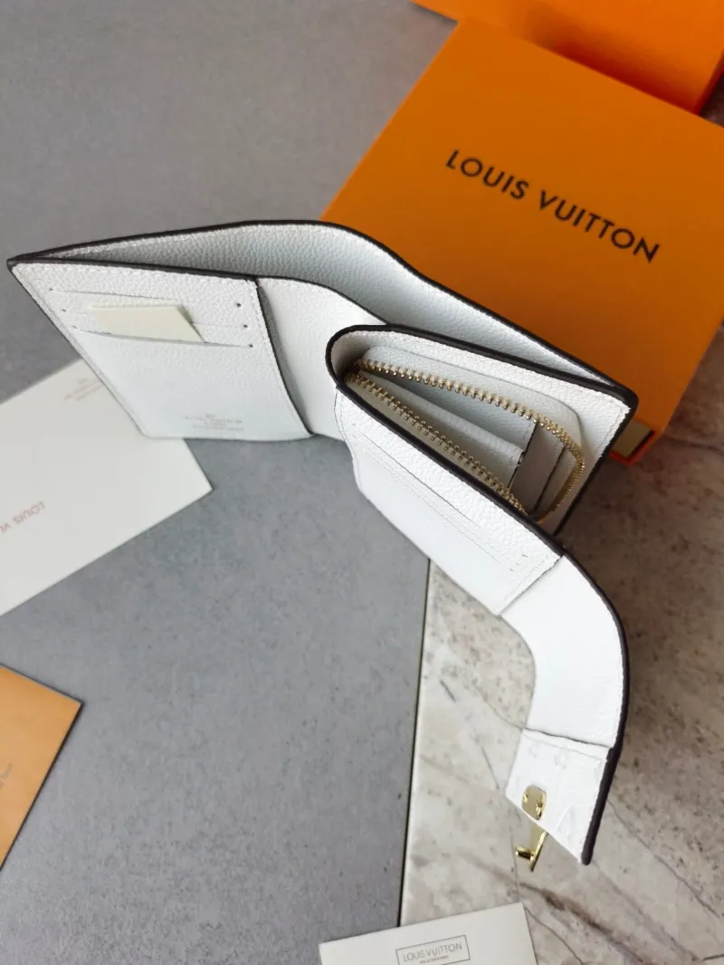 LV Wallets-1007 - Image 7