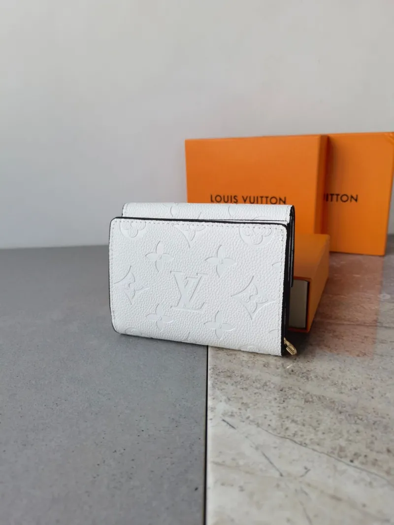 LV Wallets-1007 - Image 9