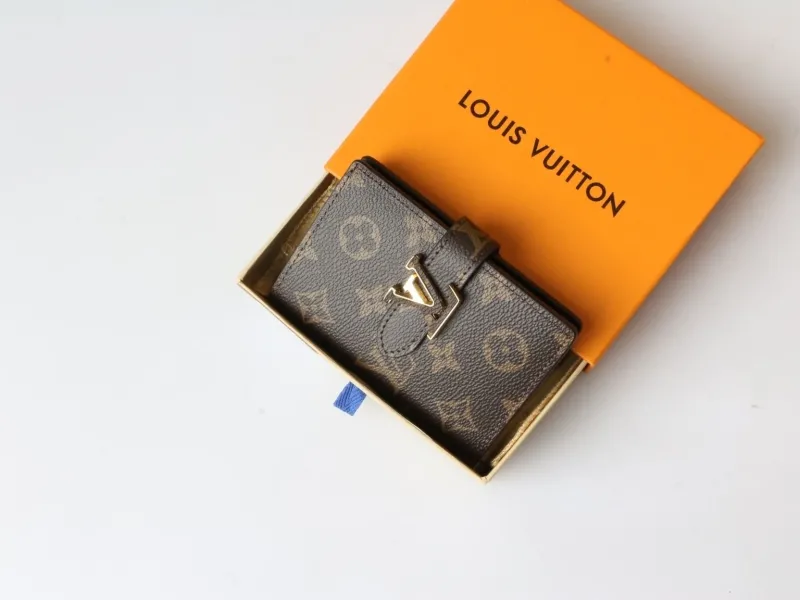 LV Wallets-1012 - Image 3