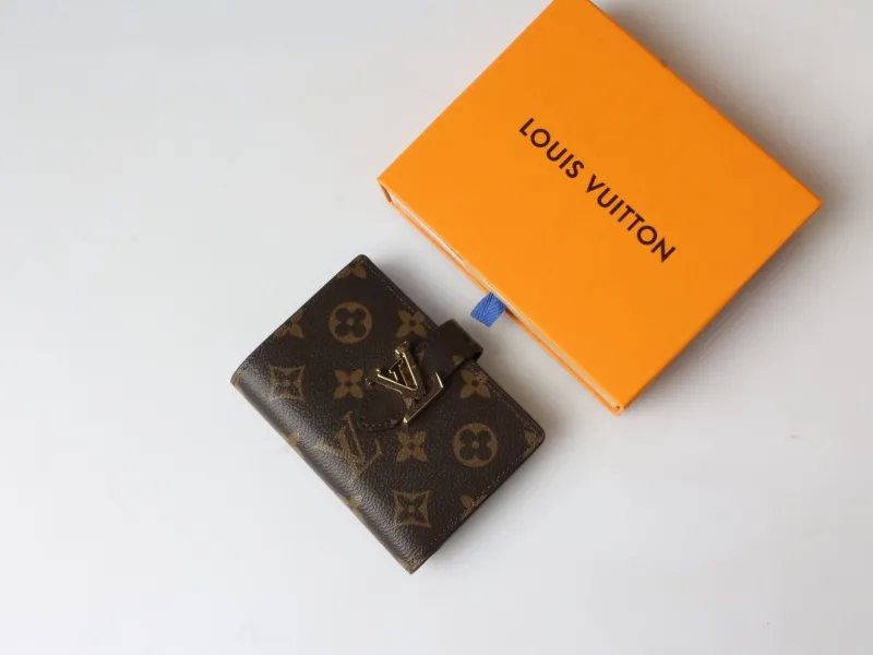 LV Wallets-1012 - Image 5