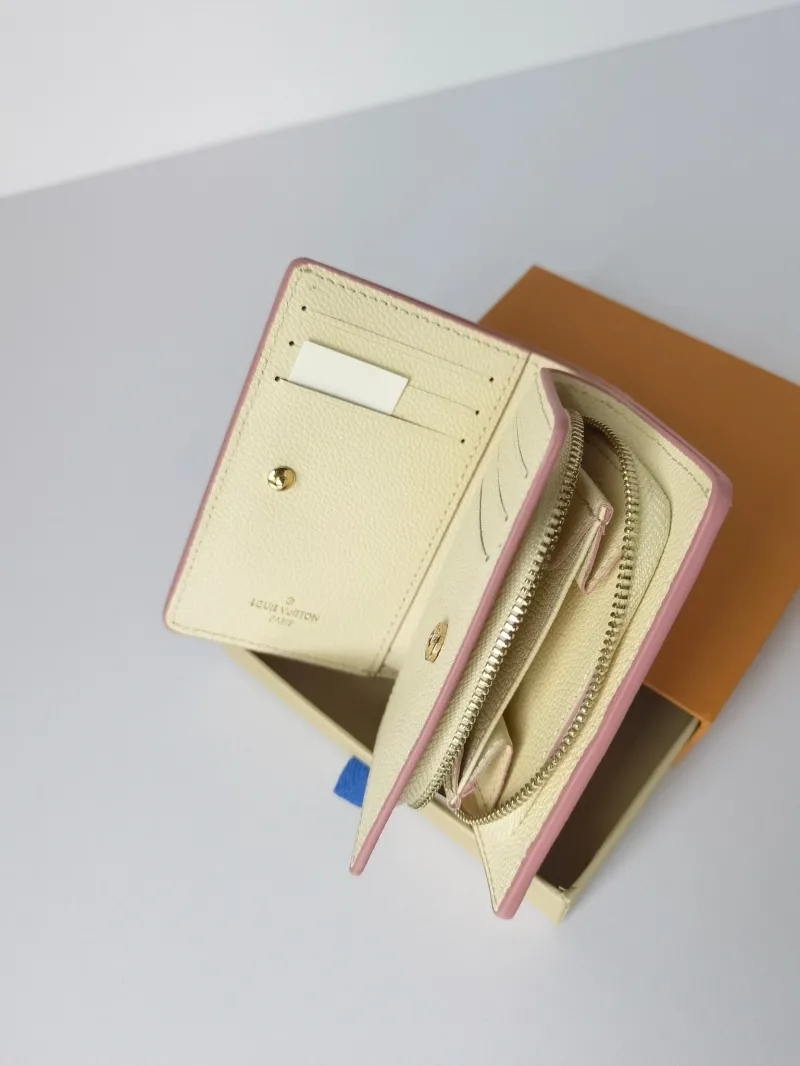 LV Wallets-1014 - Image 7