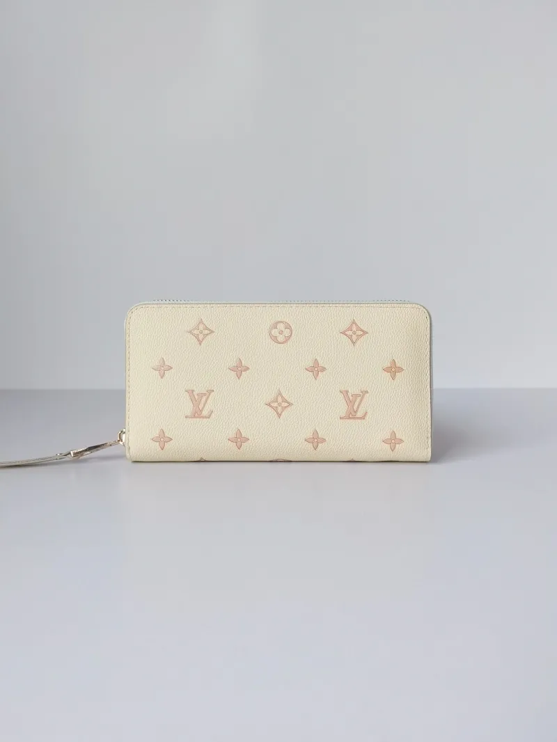 LV Wallets-1015