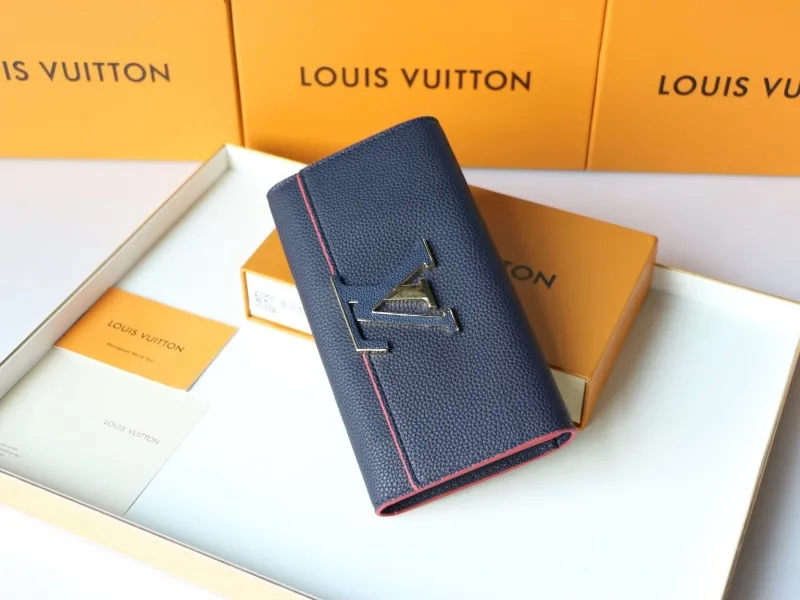 LV Wallets-1025