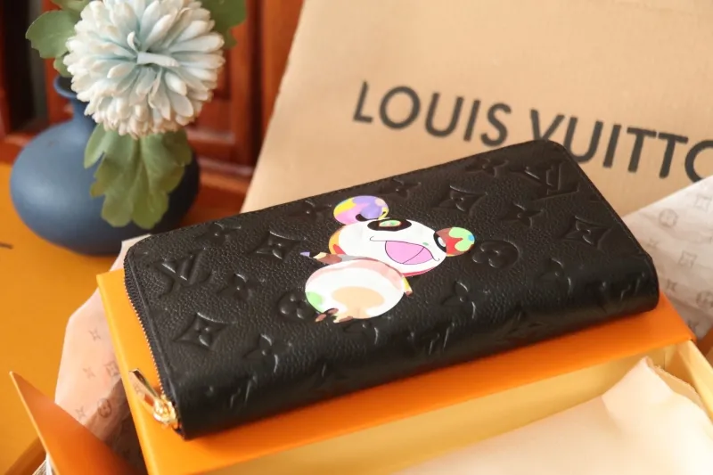 LV Wallets-1047 - Image 9