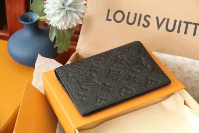 LV Wallets-1048 - Image 8