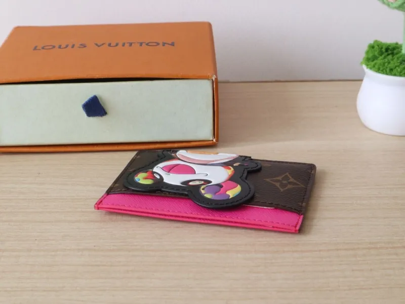 LV Wallets-1053 - Image 4
