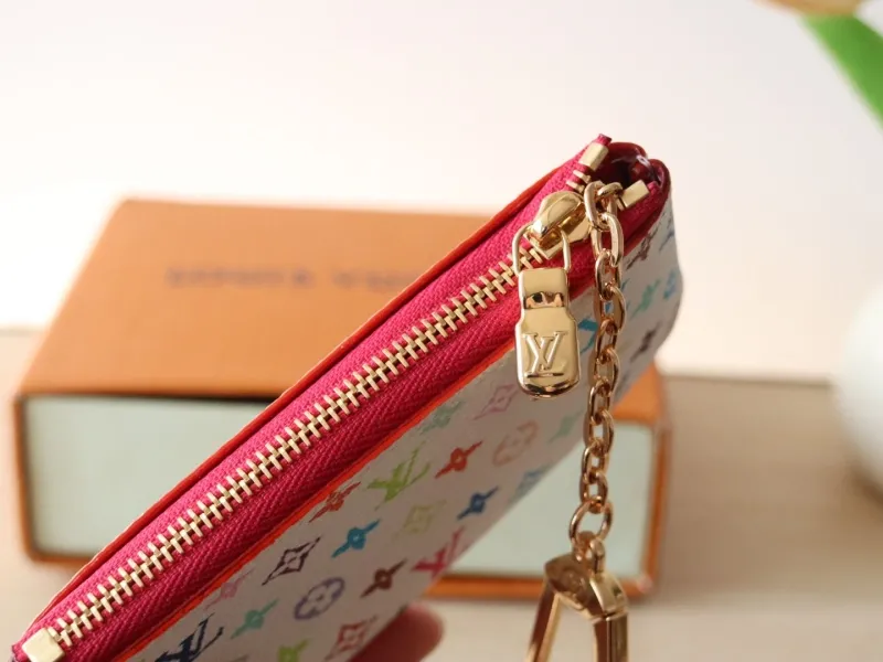 LV Wallets-1054 - Image 6