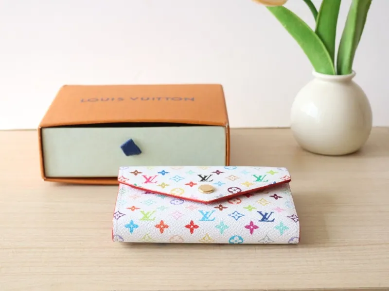 LV Wallets-1061 - Image 4