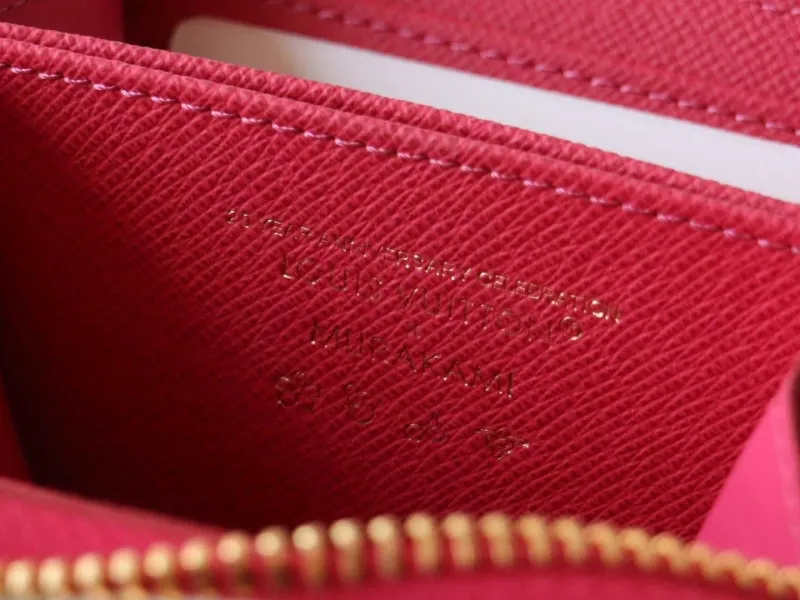 LV Wallets-1062 - Image 8