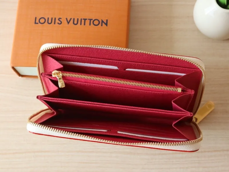 LV Wallets-1064 - Image 7