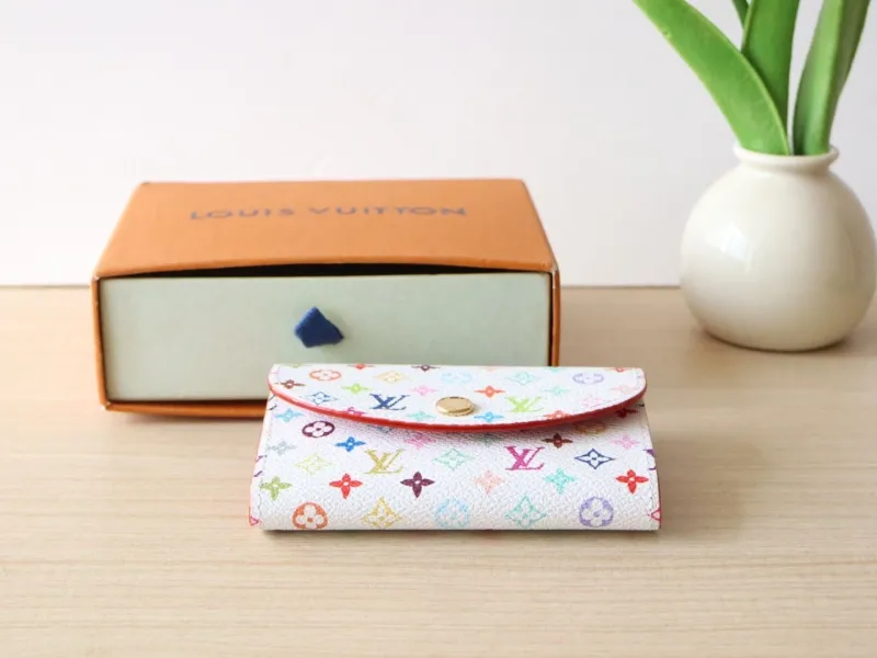 LV Wallets-1066 - Image 4