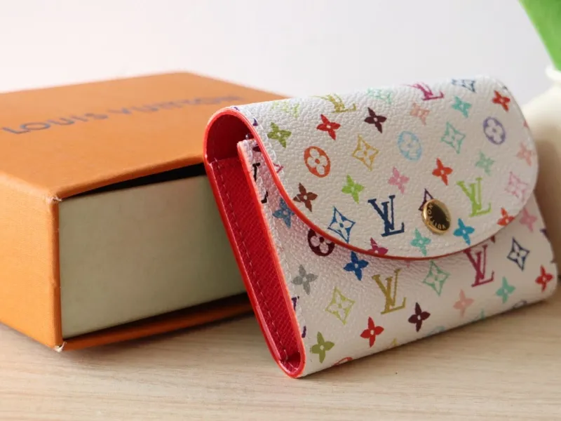 LV Wallets-1066 - Image 5