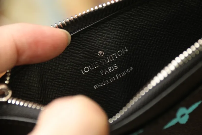 LV Wallets-1070 - Image 7
