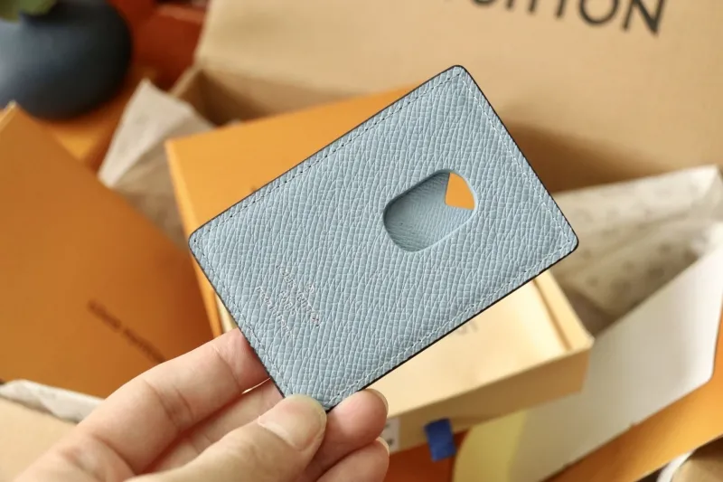 LV Wallets-1072 - Image 4