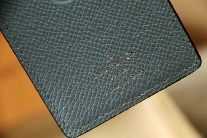 LV Wallets-1072 - Image 5