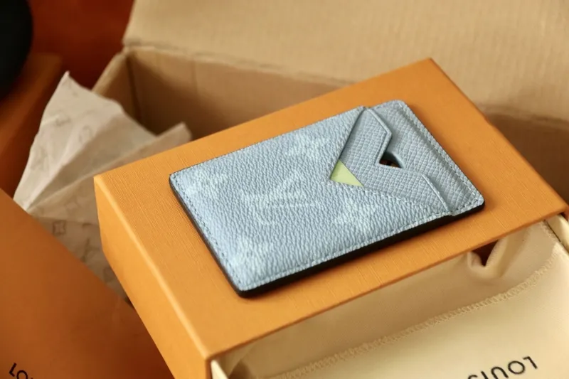 LV Wallets-1072 - Image 6