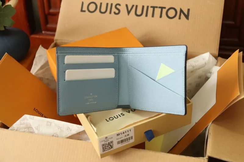 LV Wallets-1076 - Image 8