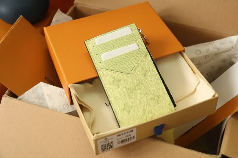 LV Wallets-1077 - Image 8