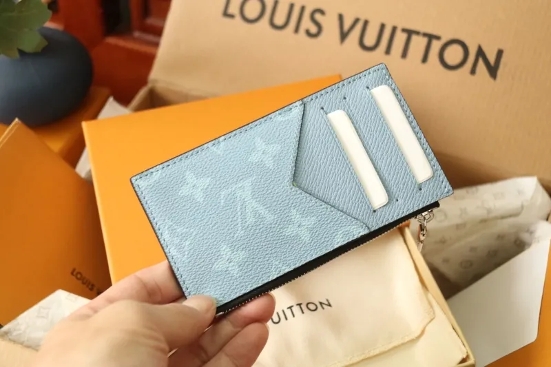 LV Wallets-1078 - Image 3