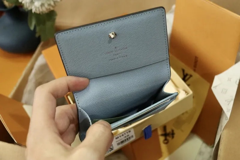 LV Wallets-1083 - Image 6