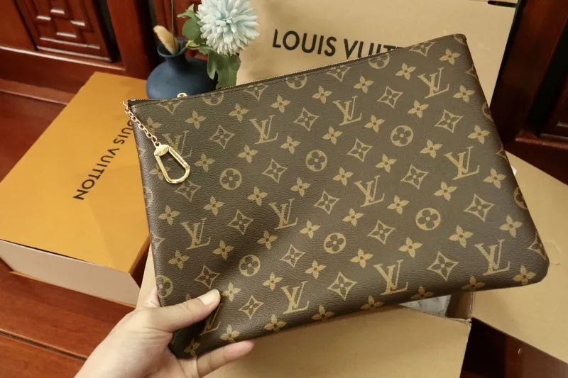 LV Wallets-1083 - Image 9