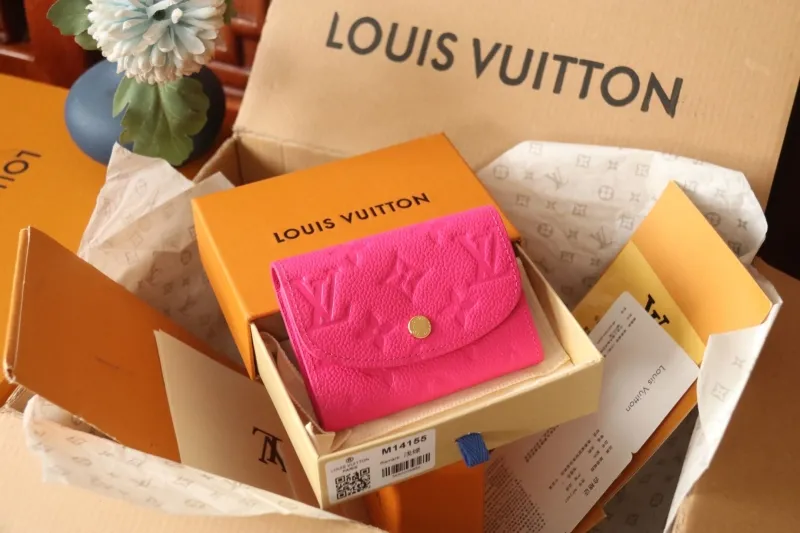 LV Wallets-1096