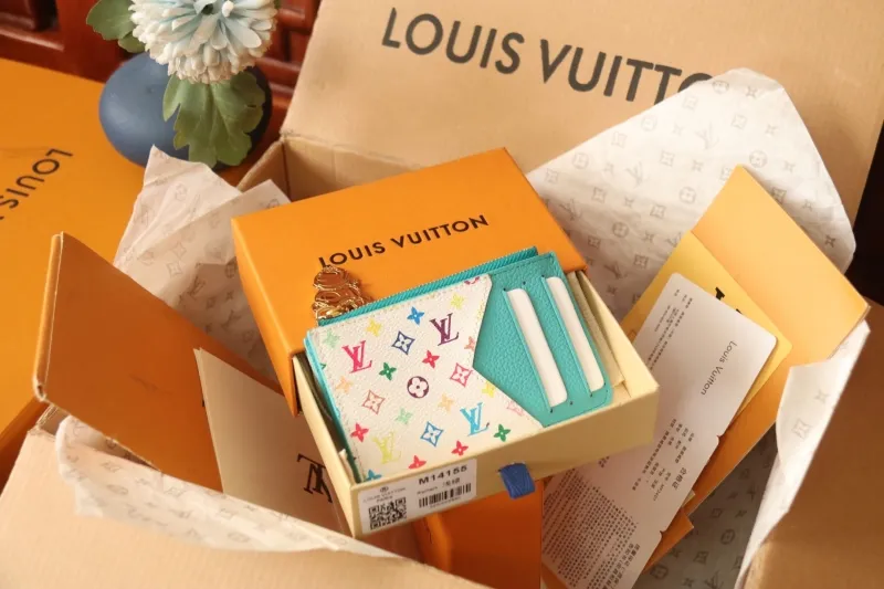 LV Wallets-1100